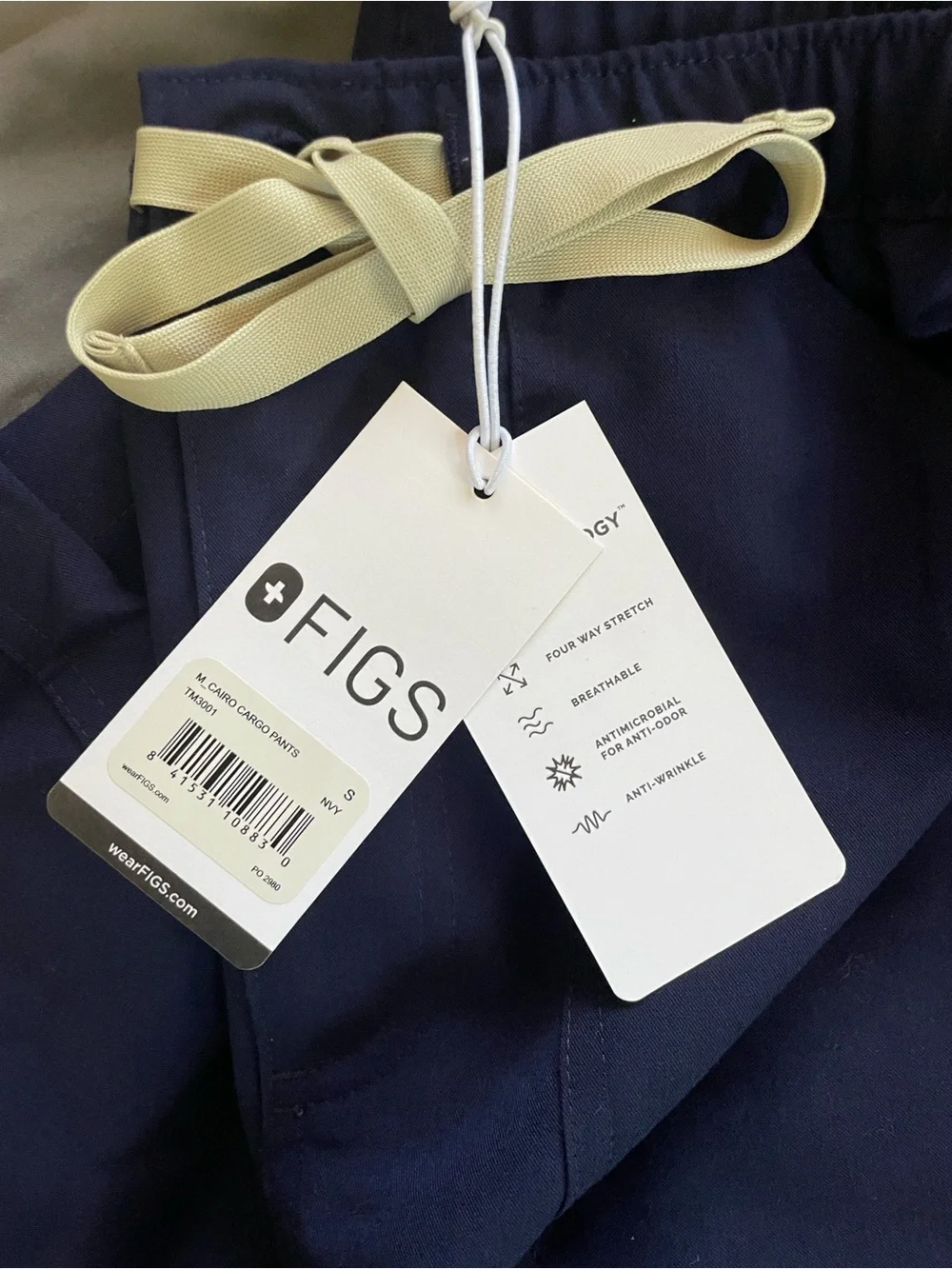 NWT FIGS Men's Cairo Cargo Straight-Leg Scrub Pants - Navy Blue - Size Small
